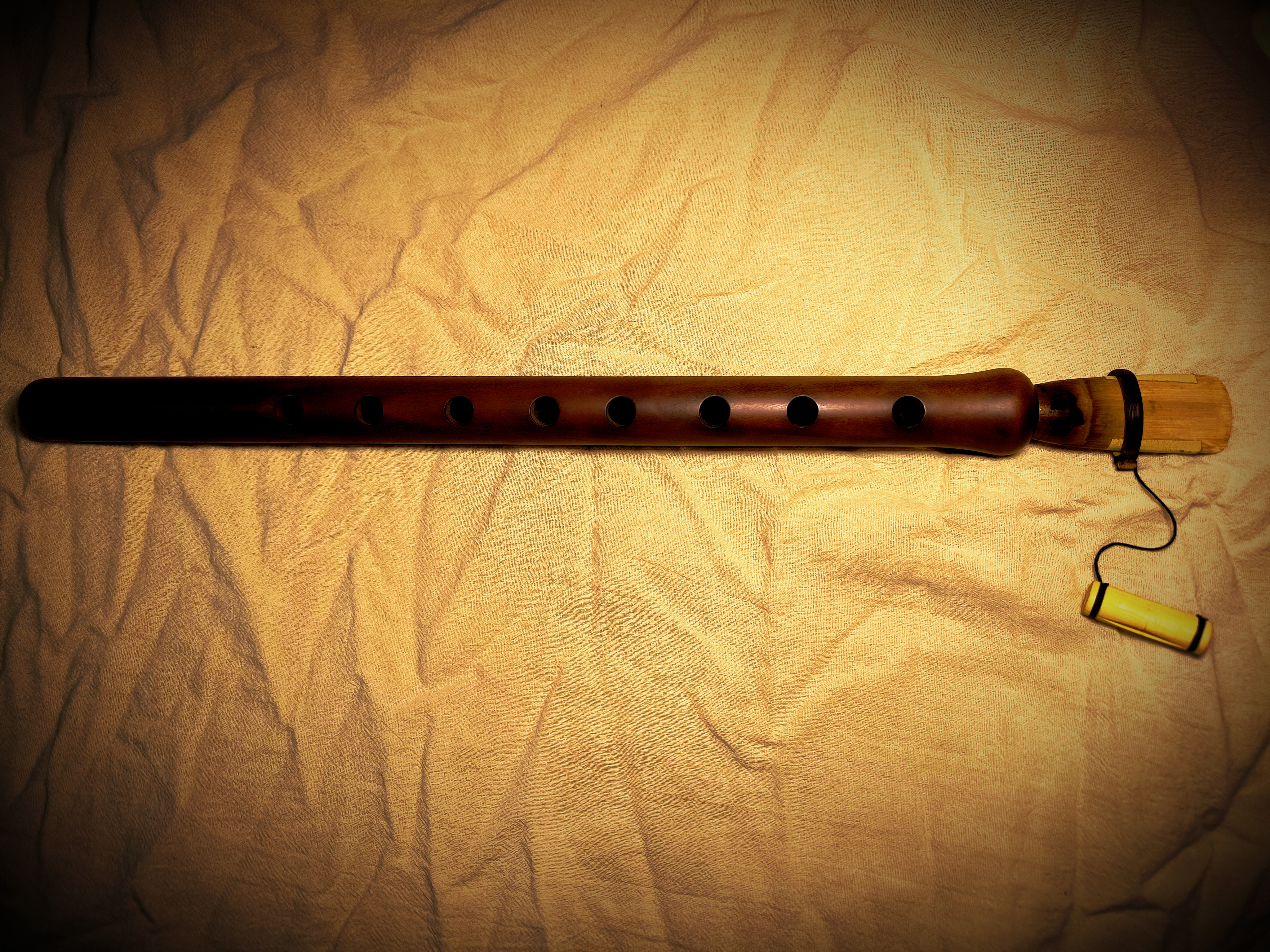 Дудук — армянский духовой инструмент